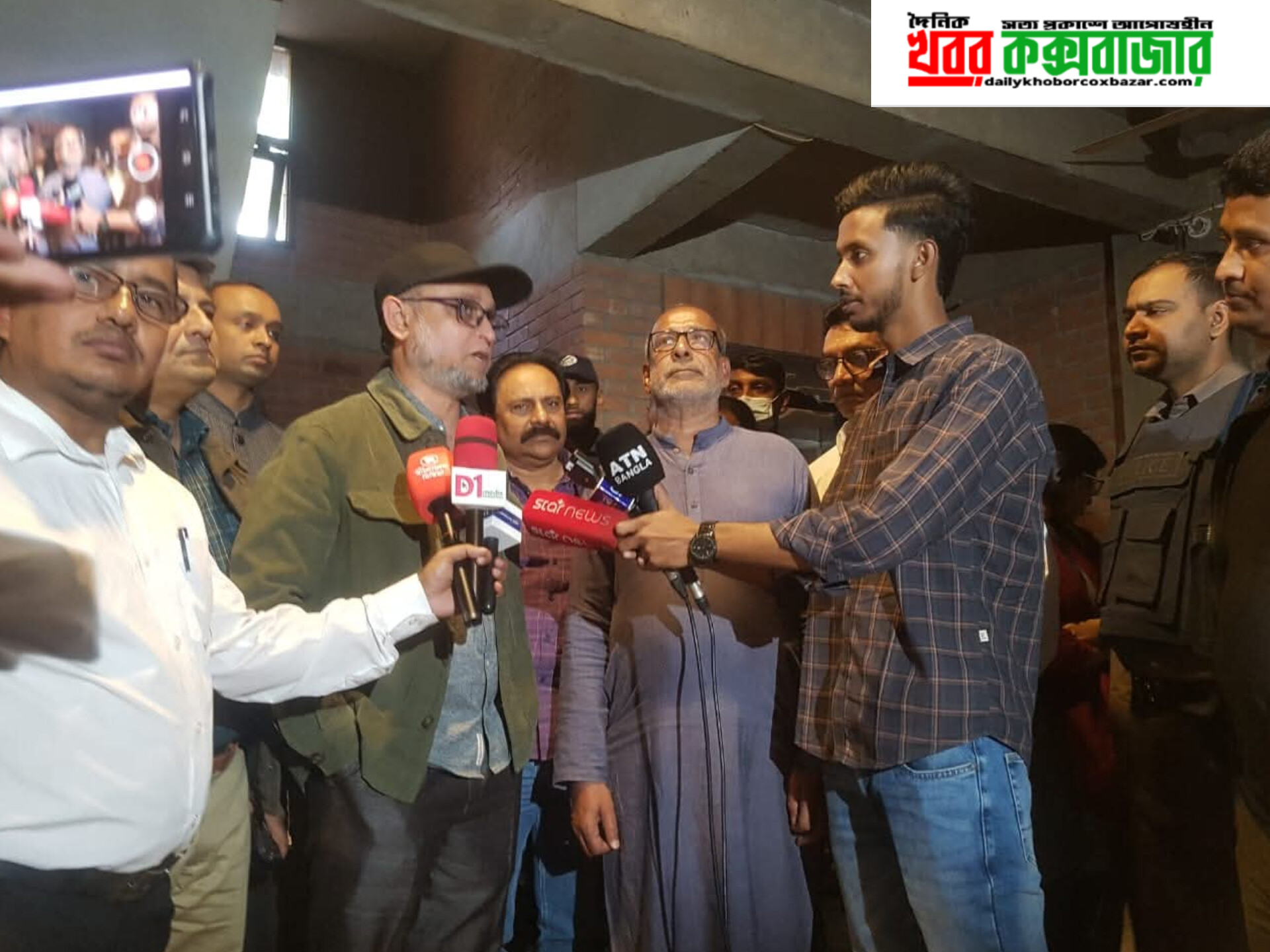 ছায়ানট পরিদর্শনে সংস্কৃতি উপদেষ্টা,সিসি ক্যামেরা ফুটেজ দেখে জড়িতদের আইনের আওতায় আনা হবে