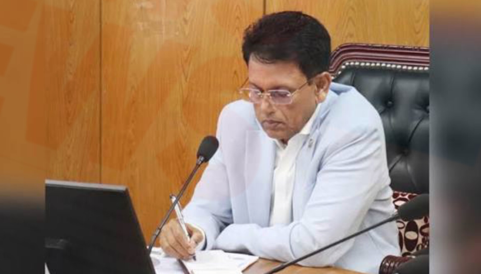 অতিথিকে শুভেচ্ছা জানাতে শিক্ষার্থীদের রাস্তায় দাঁড় করানো যাবে না:শিক্ষামন্ত্রীর কঠোর নির্দেশ