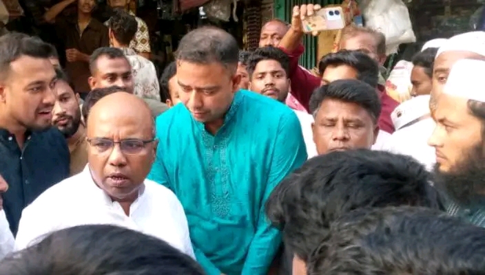 ঈদগাঁওতে উপজেলা কমপ্লেক্সে ও ফায়ার সার্ভিস স্থান পরিদর্শন করলেন সংসদ সদস্য কাজল