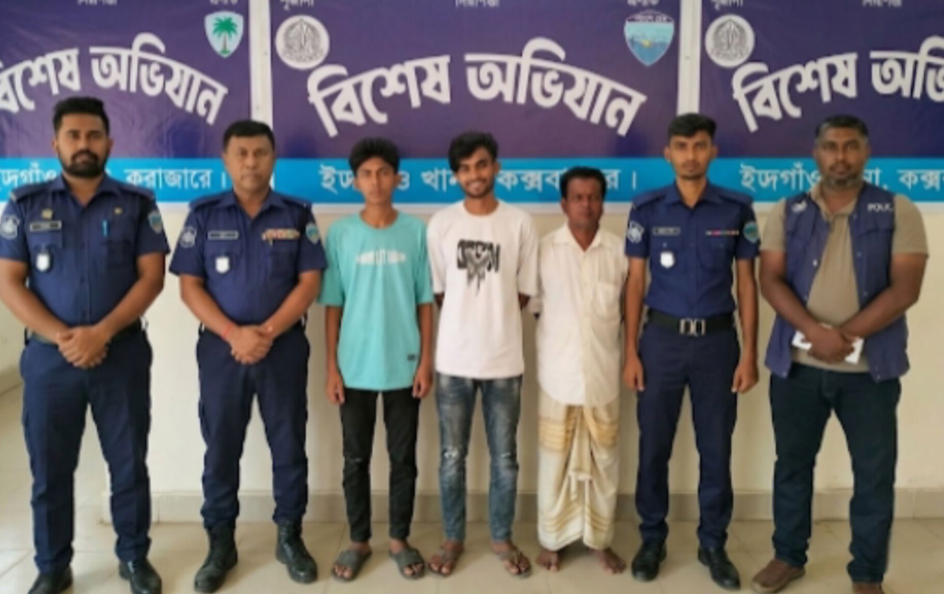 ঈদগাঁওতে পৃথক অভিযানে ধর্ষণচেষ্টা ও চুরির ঘটনায় ২ আসামি গ্রেফতার, উদ্ধার আইফোন